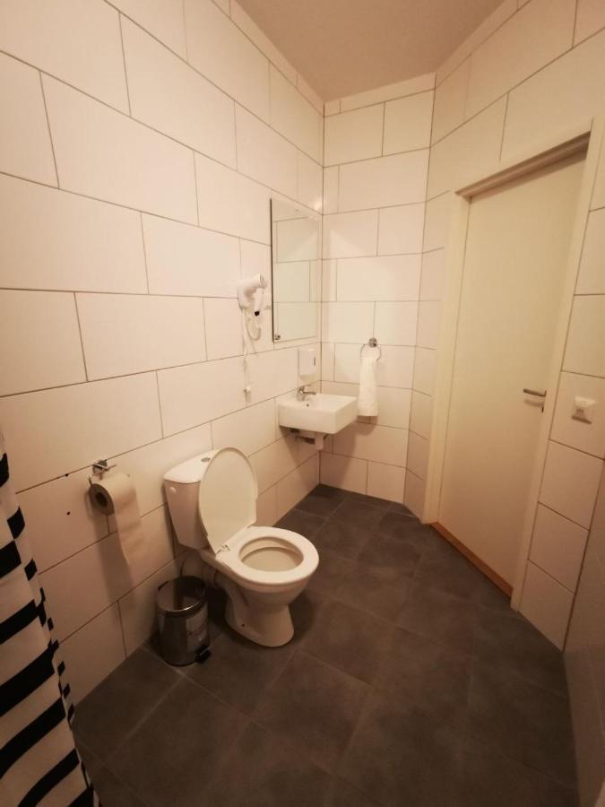 Oldtown Lux Hostel Tallinn Eksteriør billede