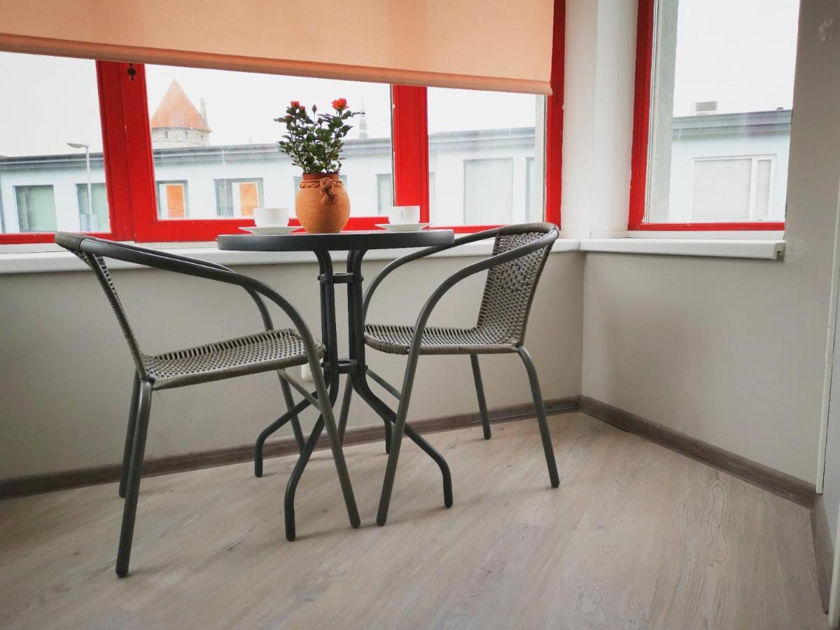 Oldtown Lux Hostel Tallinn Eksteriør billede